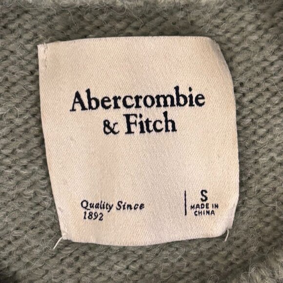 Abercrombie & Fitch Wedge Crew Sweater, Green, Size Small - Picture 8 of 8